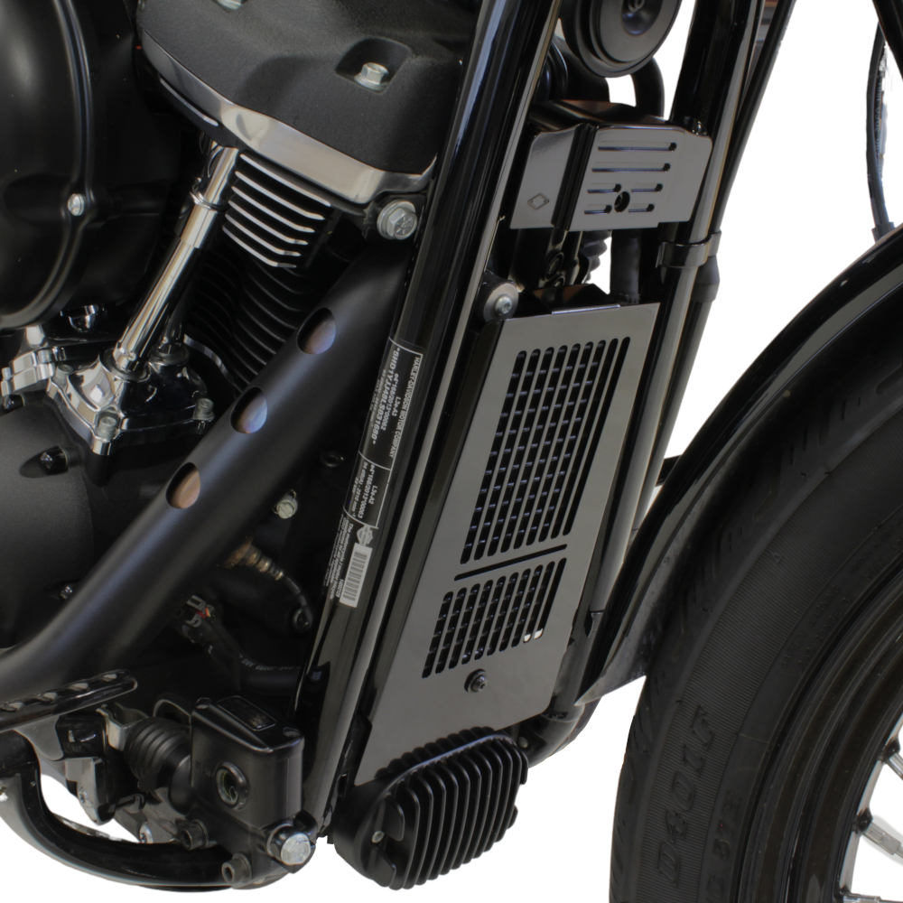 Kühlerabdeckung clean schwarz || Konzipiert für: Harley-Davidson Softail Bj. 18 – aktuell