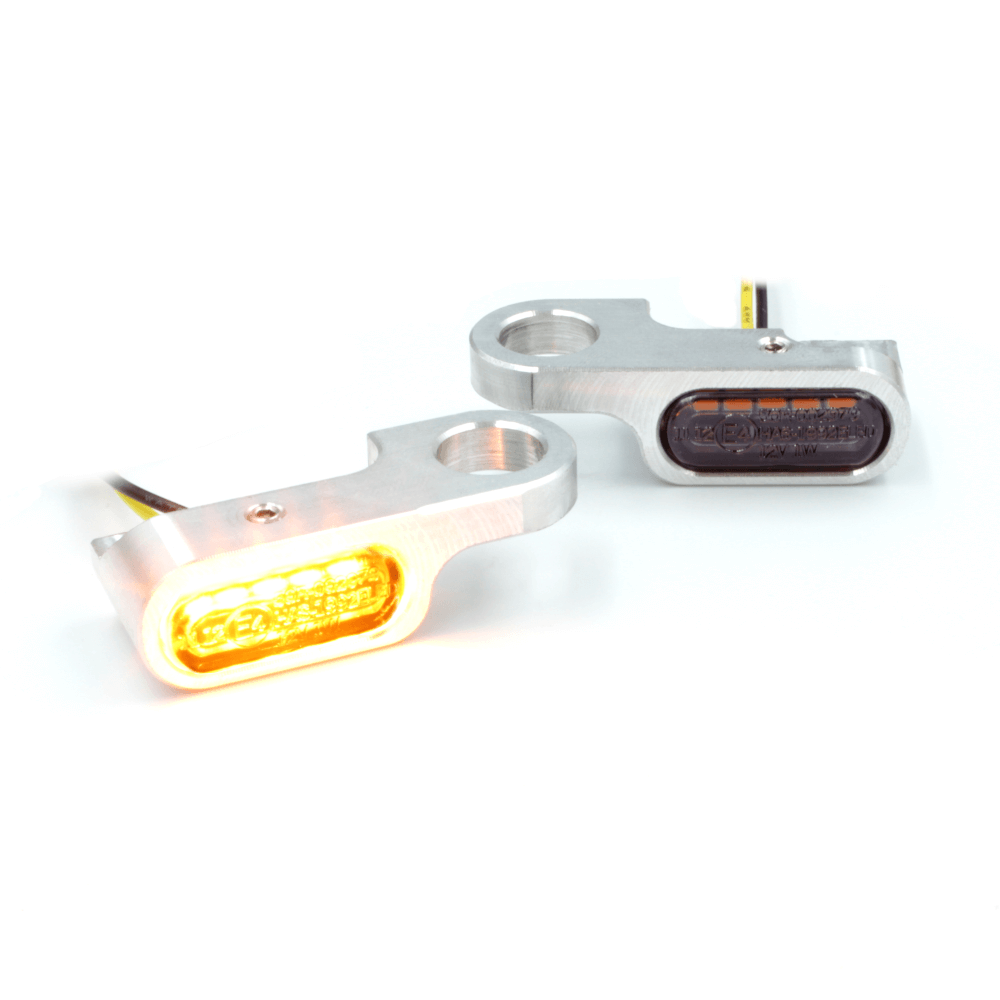 SMD Lenkerarmaturen Blinker IOMP - TIG || Konzipiert für: Harley-Davidson V-Rod Bj. 02 – 17 / Touring Bj. 09 – 20 / Softail Slim S Bj. 16 - 17 / CVO Modelle