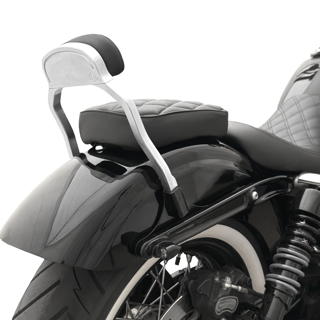 Sissy Bar Silber || Konzipiert für: H-D Dyna Bj. 06 - 17