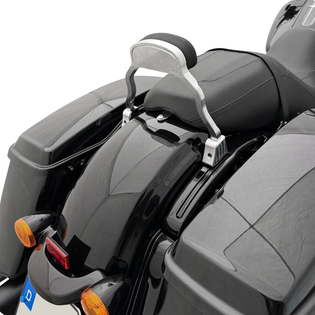 Sissy Bar Silber || Konzipiert für: H-D Touring Bj. 17 - 23